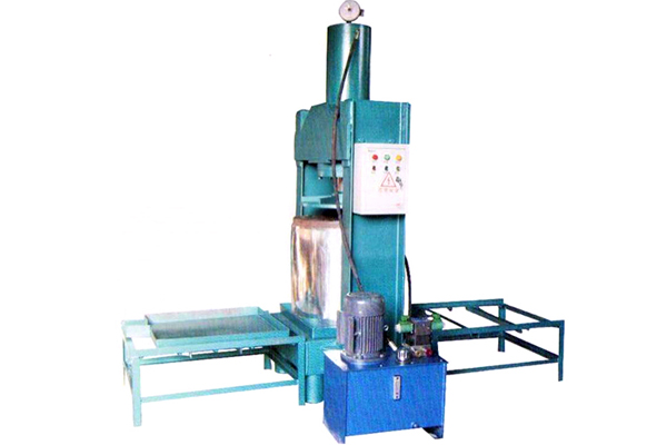 自動壓緊壓榨式壓濾機(jī)